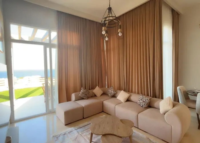 Azzurra Villa