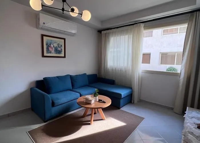 Modern Cozy Apartment In Sunny Village ,Prime Location, Aqua Park ,Pool Access