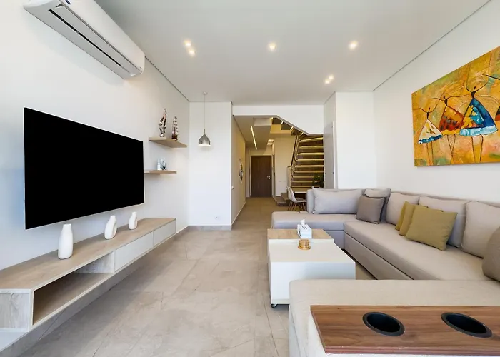 Poolside Townhome With 2 Masters, A Huge Terrace In El Gouna