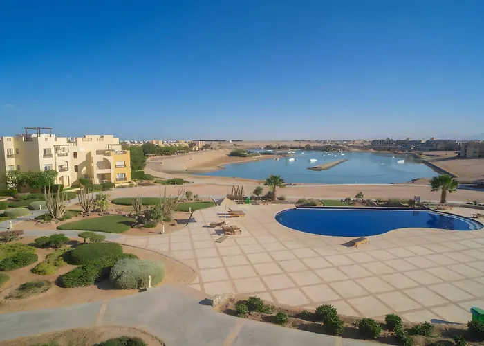 Stunning 4Bd Apartment Lagoon View-Gouna