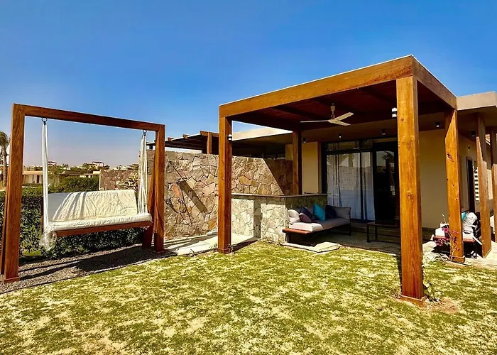 Luxury 1 Bedroom Apartment With Garden, Mesca - Somabay