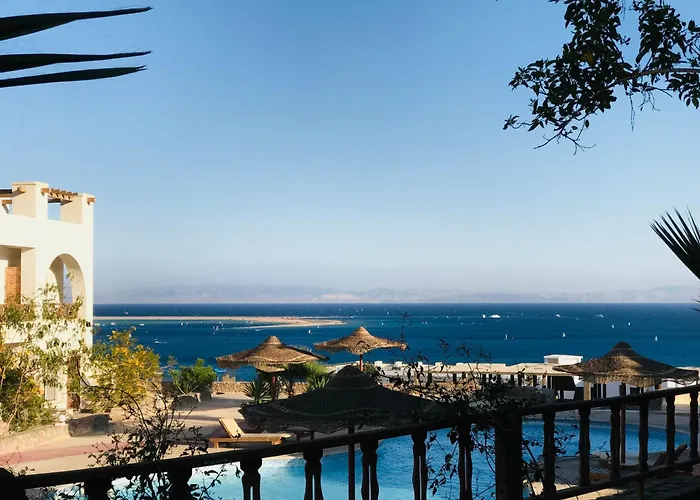 Poolfront Sea View Chalet Top Rated In Dahab