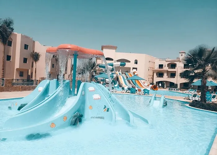 العين السخنة palm beach resort شاليه عائلات فقط