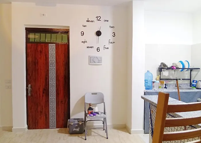 شارع عربيه ع البحر مول السلام أمام مستشفي السلام