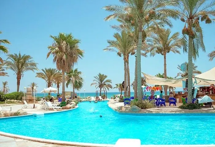 شالية بقرية Lasrina Mini Egypt العين السخنة Al Ain Sokhna عائلات