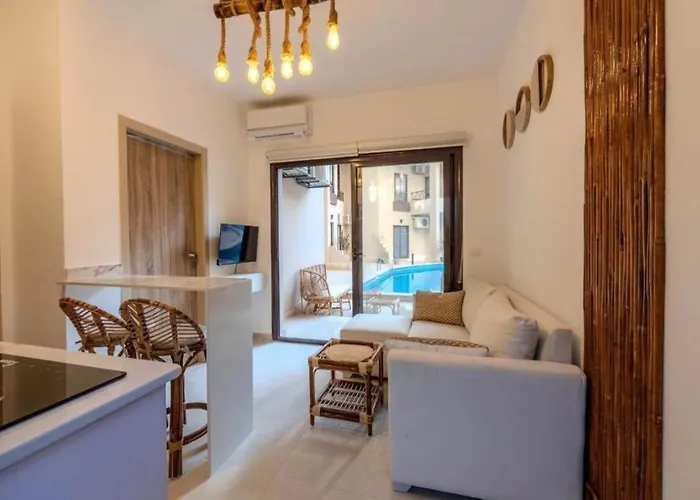 Luxury One-Bedroom Apartment Near El Gouna