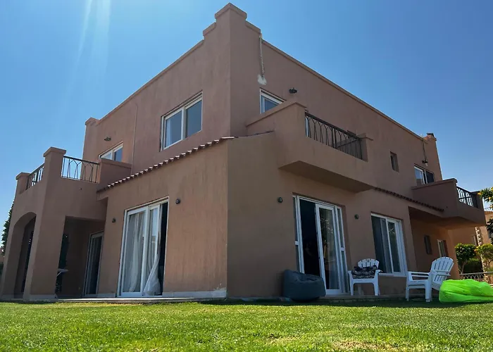 Private Villa Sea View 5BR