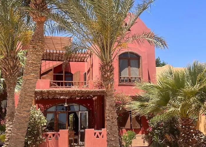 West Golf Beautiful Townhouse