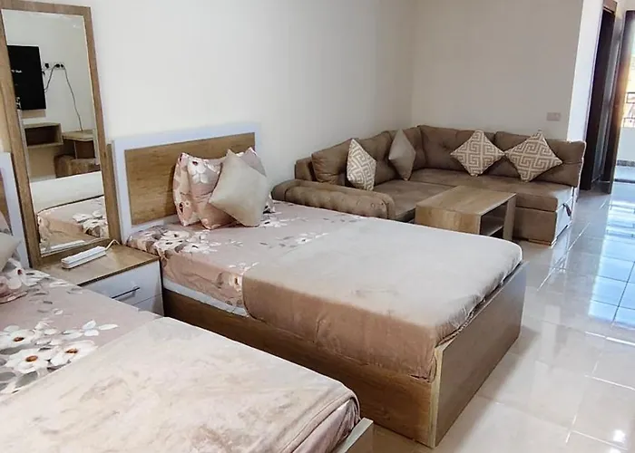 Holiday Appartment In Tiba Golden
