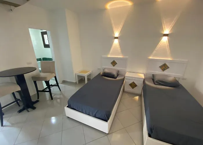 Simple Modern Studio In Delta