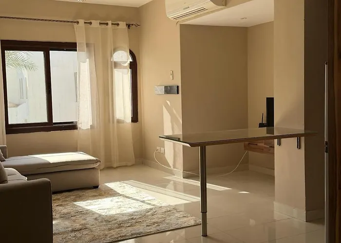 Pool View 1Br Self Check In & Wi-Fi