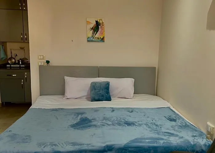 Studio Mirage Bay