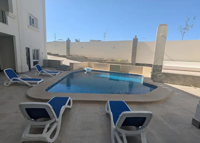 Magawish Studio #3 With Pool View