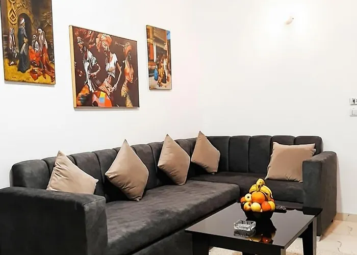 Stylish Cozy One Bedroom Apartment