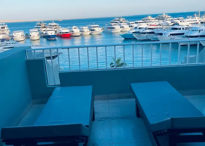 New Marina Apartments