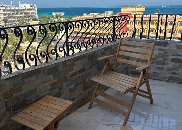 Central Seaview Apartment
