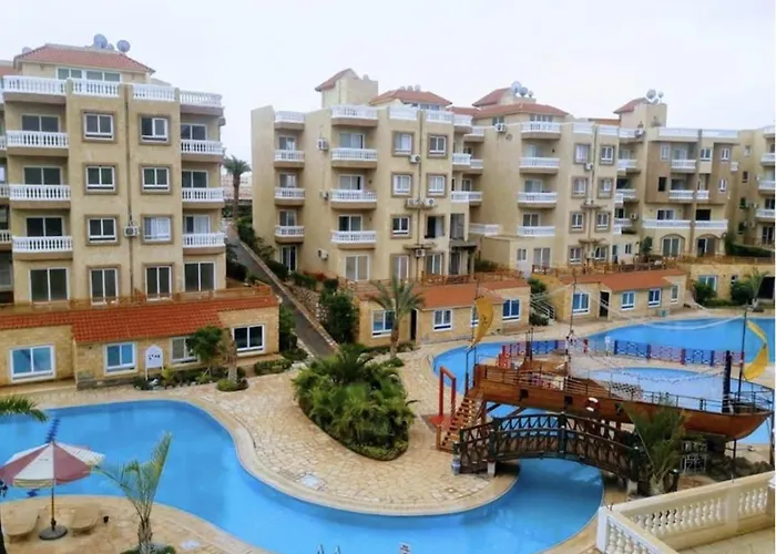 Sharm Poolside Paradise