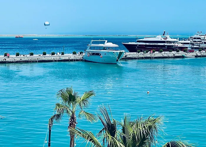 Sun Marina Flat