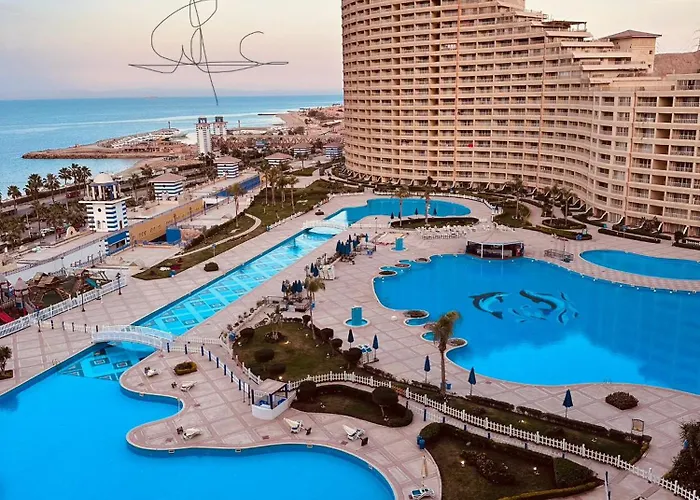 Porto Sokhna Pyramids Family Only