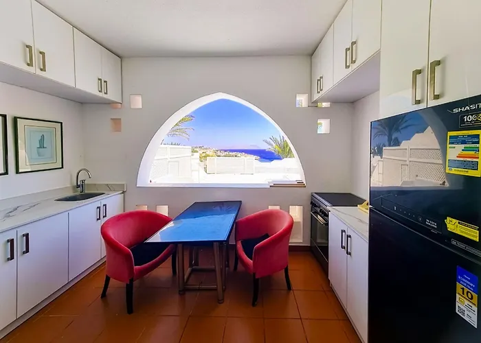 Sea View Studio - Sharm - Beach, Pools & Workspace
