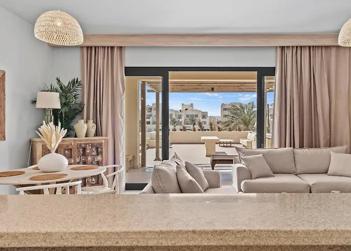 Sun Kissed At Fanadir Marina El Gouna - Nesty Hospitality