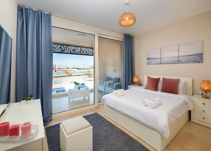 Bright & Breezy 1 Bedroom Mangroovy W Pool & Beach Access
