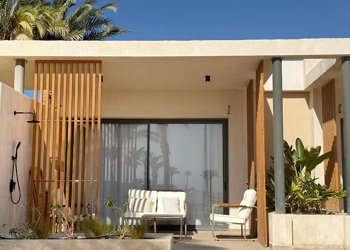 Pool Front Mesca Cabana Minutes To Sandy Beach In Soma Bay
