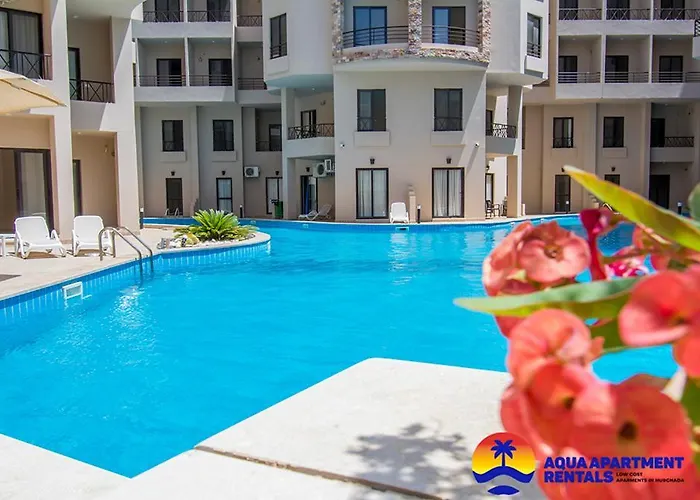 Aqua Tropical Apartment Near El Gouna