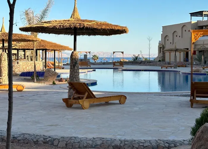 Beachfront In Nadira Dahab
