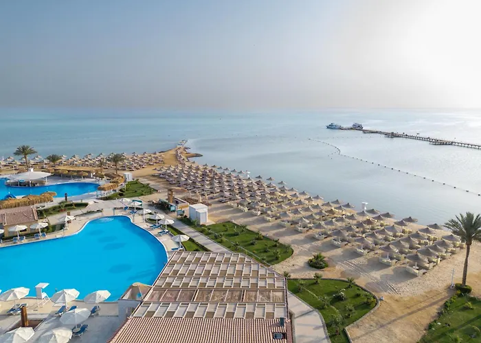 Le Jardin Aqua Park Resort