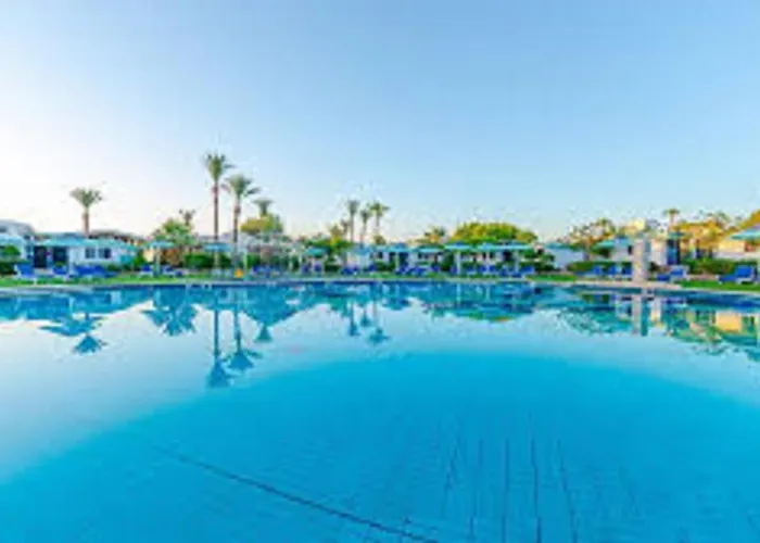 Criss Hostel- City Center