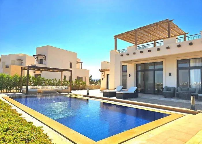 Stunning Private Villa With Breathtaking Golf & Lagoon View