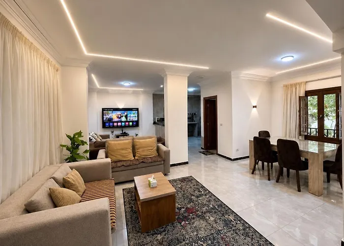 3 Bedroom Dp With Pool