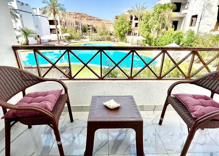 Rivera Resort Flat - Pool View & Free Wifi