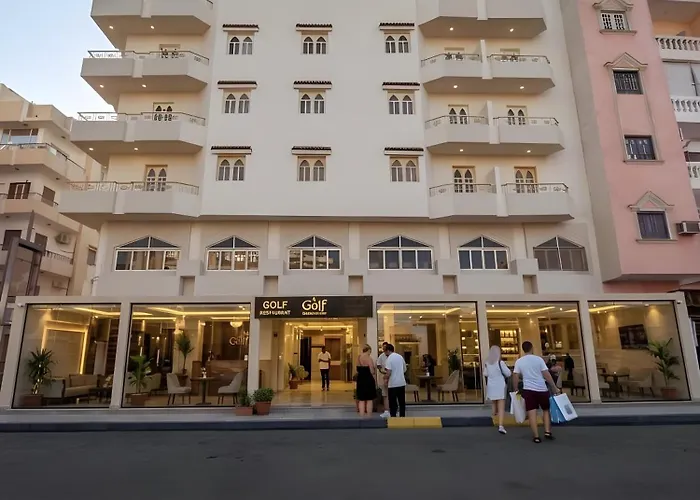 Golf Hotel