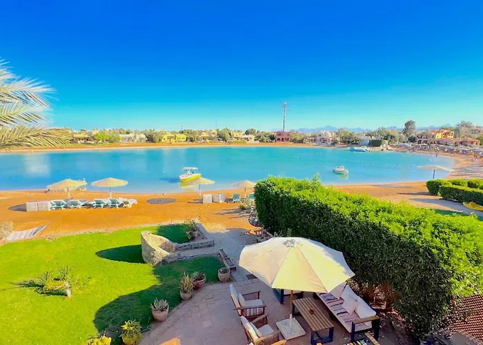 El Gouna Nubian Lagoonfront Villa - 4Br, 9 Guests