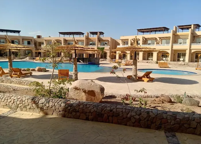 Nadira Sea View