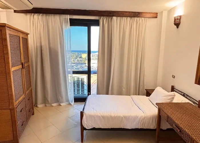 Sea View Serviced Apartment - Bahia Hurghada - Prime Location