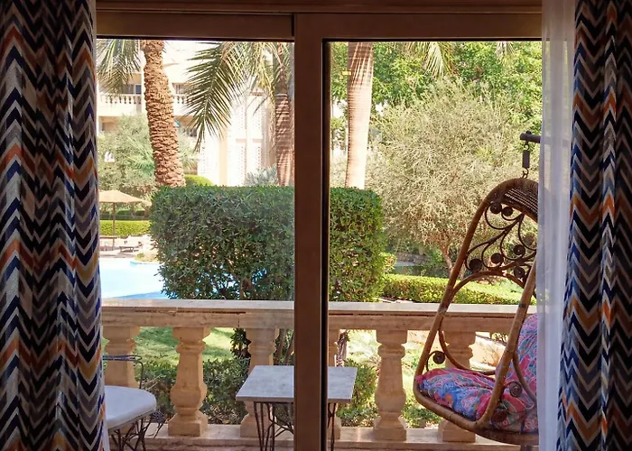 Casa Dodo - Sunny Lakes Compound