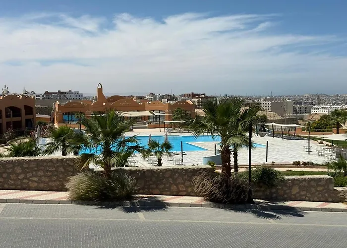 Peaks - Luxury Sea View Suite ,The View Compound