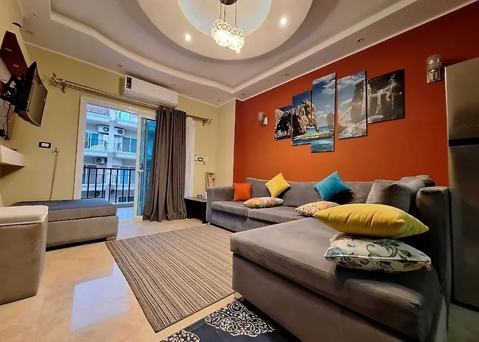 Comfortable Apartment Near The Sea