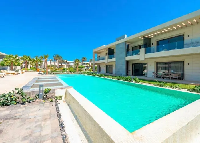 Modern 2 Bedrooms In G-Cribs El Gouna