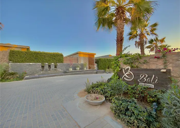 1 Bedroom Duplex With A Private Heated Pool