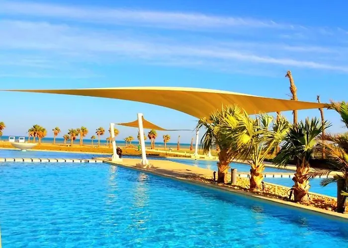 Two-Bedroom Apartment, Ground Floor, Overlooking The Sea
