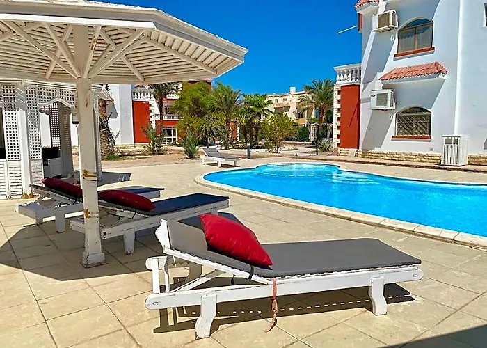 Studio Cherry Mit Pool Anlagen