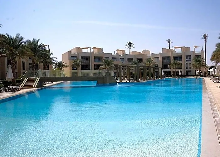 Mangroovy Magic Poolview 1Br In Beachfront Complex