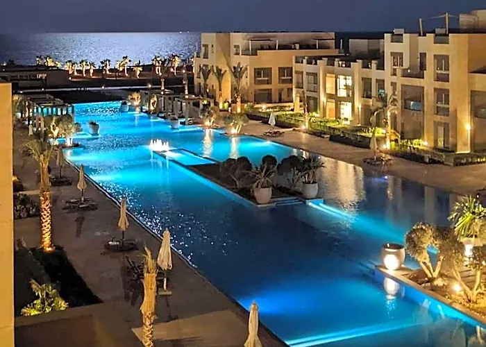 Homestyle & Summery 1Bdr Mangroovy Free Beach Pool