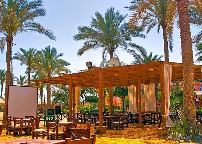 Kefi Palmera Beach Resort El Sokhna - Family Only