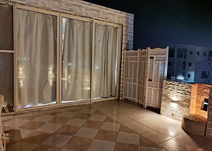 Sky Roof Suite