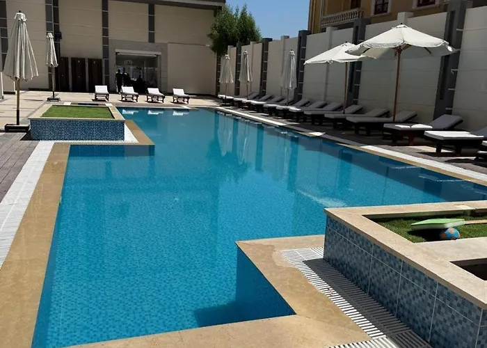 3 Pyramids Resort